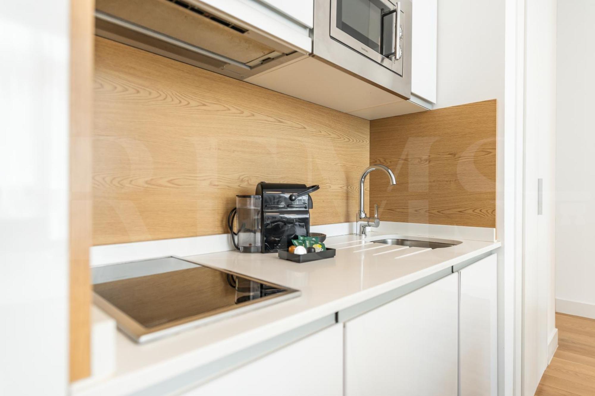 Apartament Artistic And Spacious By Rems